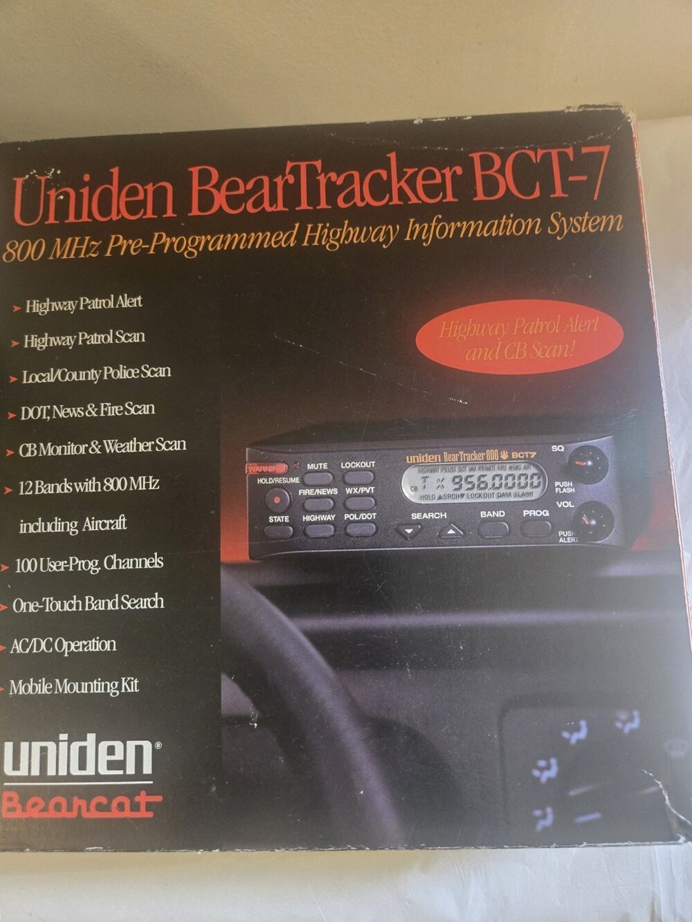 Uniden BearTracker BCT-7 800 MHz Highway Information Scanner